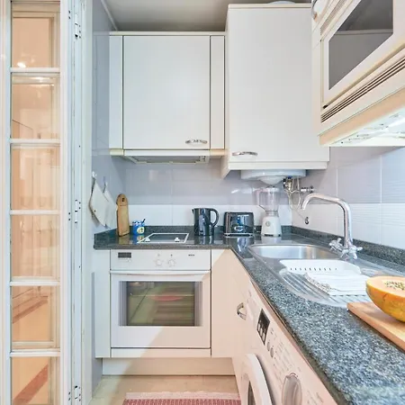 Modern With Swiming Pool & Garage Ii Apartament *